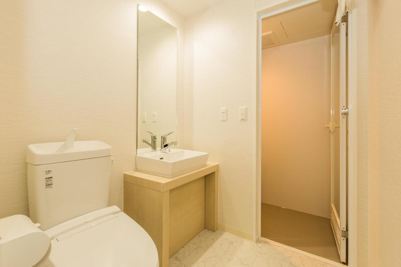 Hotel Ninestates Hakata Fukuoka  Bagian luar foto